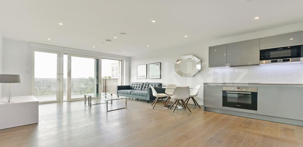 			UNDER OFFER , 2 Bedroom, 1 bath, 1 reception Apartment			 Drake Apartments.26 Heygate Street, Elephant and Castle